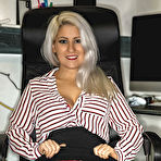 First pic of Lu Elissa Last Day At Work - Cherry Nudes