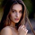 Second pic of Glamour Babe Gloria Sol On Railroad | Free Gallery at Babesinporn.com