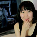 First pic of Asian women with schoolgirl figure