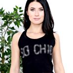 First pic of Nicol Black - She likes to get naked when she works out - Spicy Nubiles