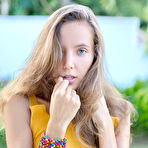 Second pic of Katya Clover Selfie Time - Cherry Nudes