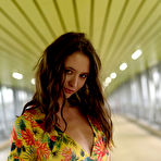 First pic of Disha Yudina Fun in the Mall