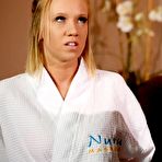 First pic of Foto de mulher pelada de quatro transando gostoso