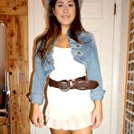 Third pic of Fotos de gatinha nua mostrando os peitos