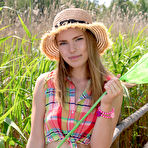 First pic of Sasha Cute Nude Outdoor Teen