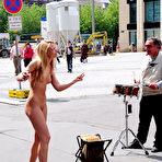 Second pic of Nude in Public - Public Nudity - Naked In Public - Outdoor - Exhibtionism - Flashing - NIP-Activity.com