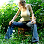 Second pic of Petra - Big boobs under Wet t-shirt picture gallery