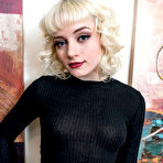 First pic of Naomi Nash devours a lucky dude's throbbing boner