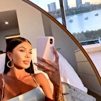 Second pic of You Saw Her Here First: Laura Amy Owns Instagram &ndash; Heyman Hustle