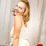 Second pic of Lisa K Horny Slim Cougar in Heat