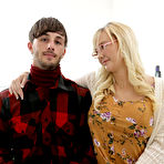 First pic of Paisley Porter - That Sitcom Show | BabeSource.com