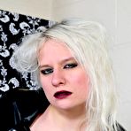 First pic of Armbinder Fetish