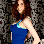 First pic of Lillian Faye - tiny shoulders, skinny leggs and big boobs (Scoreland)