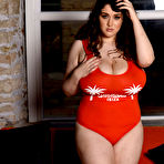 First pic of Bella Brewer Unleashes Her Big Breasts - Prime Curves