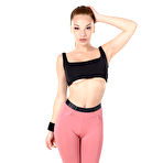 First pic of Nici Dee Oiled Babe in the Studio