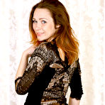 Second pic of Amaya Hot Hairy Housewife Spreads