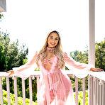 First pic of Abella Danger Spreads on the Balcony