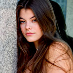 Second pic of FTV girl Scarlett Jaymes flashing tits in upskirt photos in public | Erotic Beauties