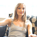 Second pic of Alisha Fun Weekend Girlfolio - Cherry Nudes