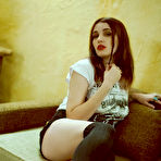 First pic of Busty Alt babe posing her amazing body