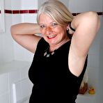 Second pic of Hot German housewife taking a shower