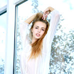 First pic of Elle Tan in Jeans