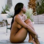 Fourth pic of Curvy Selene