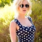 First pic of Catie Parker in Outdoor Tease by Digital Desire () | Erotic Beauties