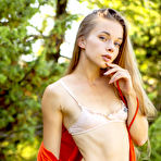 First pic of Milena D Unshaven Outdoor Beauty