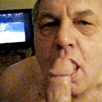 Second pic of Grandpa Bill likes to play with grandson / ZB Porn