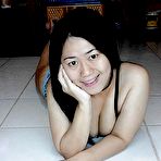 First pic of My Indonesian Tear Up Maid / ZB Porn