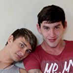 First pic of ToeSuckingGuys.com