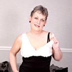 First pic of Naughty older lady playing with her pussy