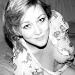 Fourth pic of Lady La Perle dreaming in bed