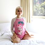 First pic of Cassandra Lee Hot Tight Body