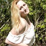 Second pic of Lady La Perle snow