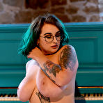 Fourth pic of Galda Lou Tube Top Thong Nothing But Curves - Prime Curves