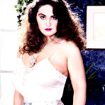 First pic of Justine: Curvy Newcomer - Justine (65 Photos) - Score Classics