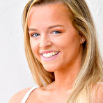 Second pic of Cute new FTV model Serena flashing tits and pussy in public | Erotic Beauties