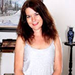 Second pic of Shelby Ray toy play