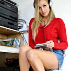 First pic of Hayley Marie Coppin For Xmas - Cherry Nudes