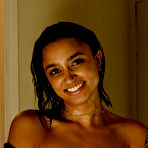 Second pic of Wynona Gibbs Wet Exotic Hottie