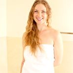 First pic of Mira London Mira London's Sexy Bath Time Cum