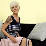 Second pic of Mature lady playing with hairy pussy | The Hairy Lady Blog