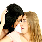 Second pic of Peeonher.com - Best Friends