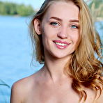 Fourth pic of Oniska Real Peach