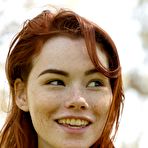 Second pic of Zishy Sabrina Lynn underboob