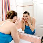 First pic of Pregnant Victoria Masturbating in the Shower! | Victoria Daniels | MyPreggo.com