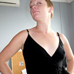 Second pic of Henrietta &   Willow HENRIETTA & WILLOW - BTS PICS