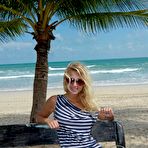 First pic of Terry - Thailand - Stroll (part 2) picture gallery